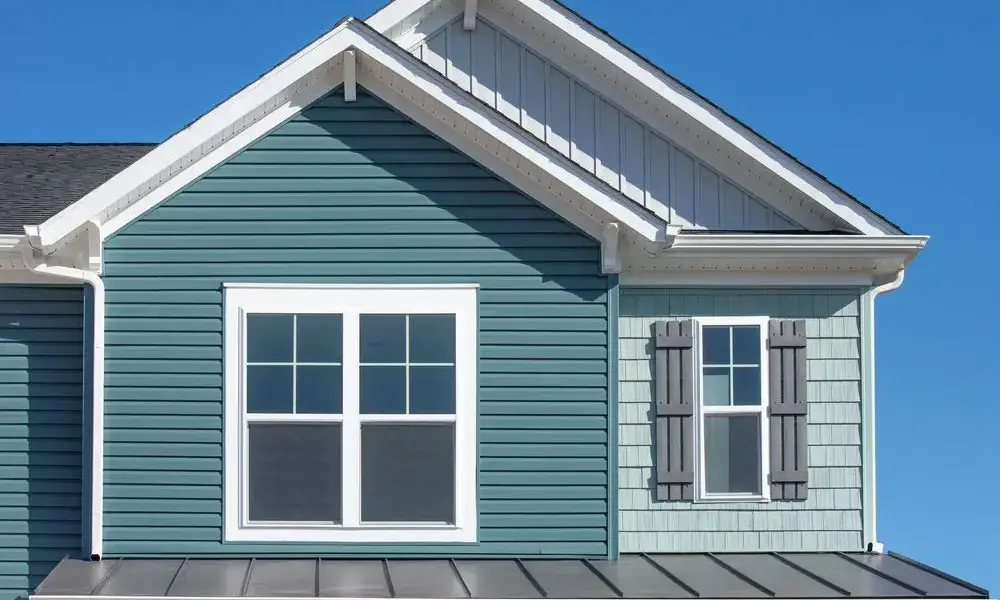 Roof repair and inspection services in East Hemet